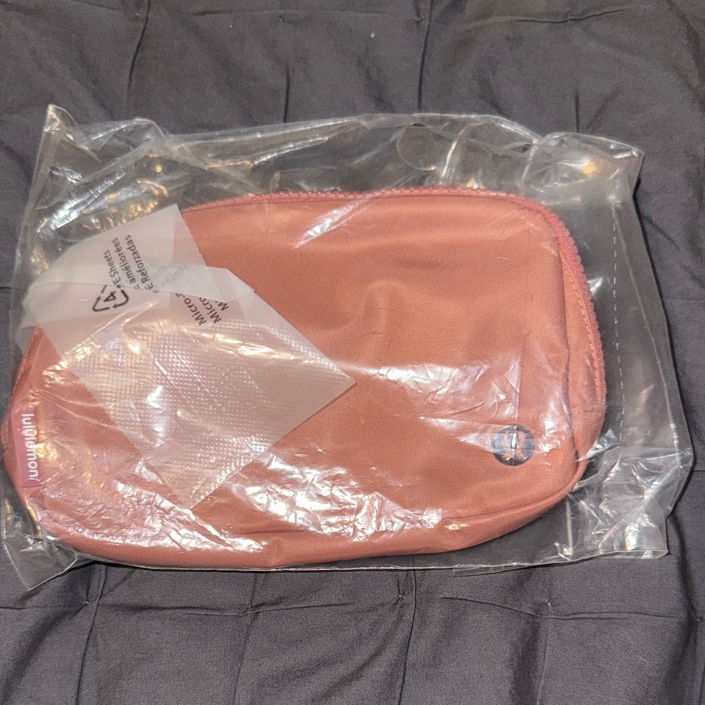 Lululemon everywhere belt bag 1 L